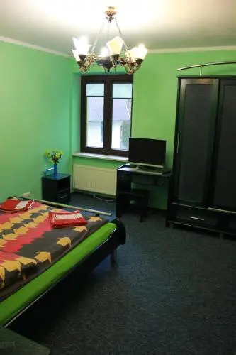 Adeo Hostel