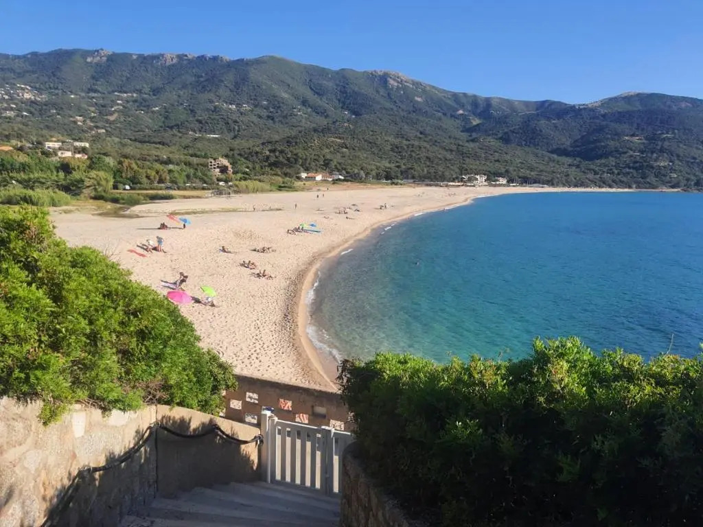 Apartment Liscia sea view