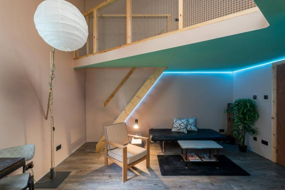 1 Bedroom Urban Retreat in Camberwell