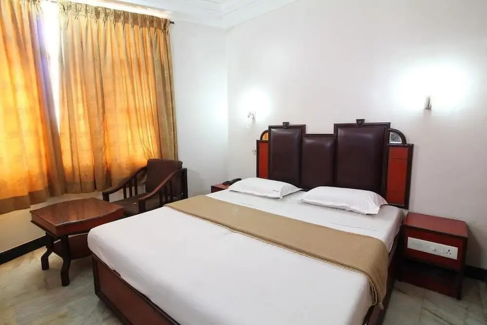 Hotel Naveen