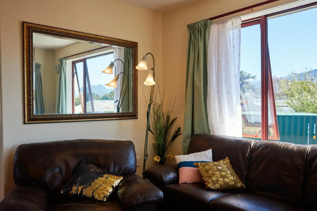 Coastal, Spacious, Mountain Views - KK21238