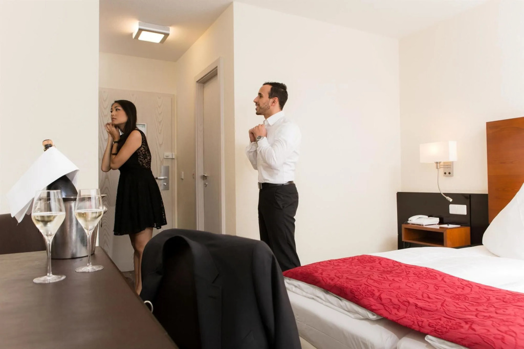 SCOTTY & EMILY Hotel Ulm