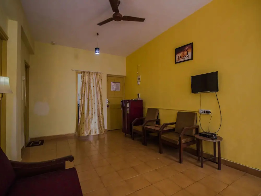 OYO 13390 Home Cozy 1BHK Candolim