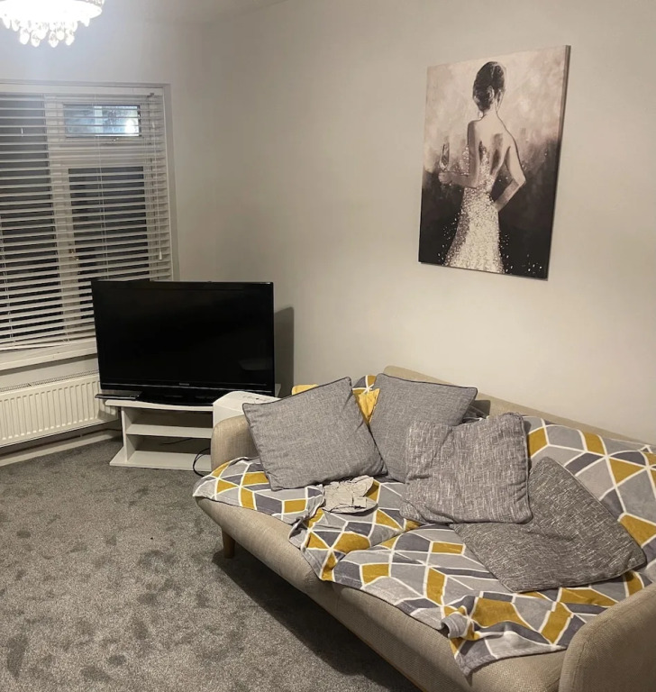 Beautiful one bed Apartment in Cardiff Good Links