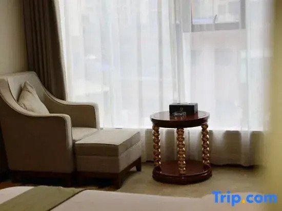 Luyuan Hotel Along the River