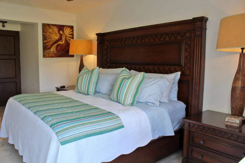 Villa Delfines by Cabo Villas