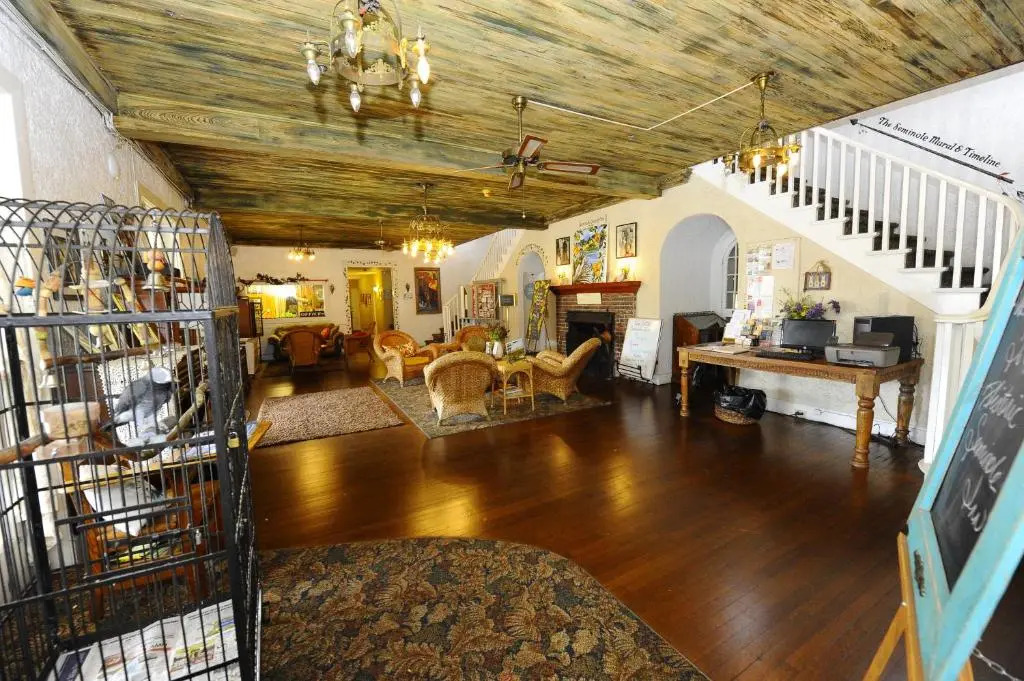 Seminole Inn