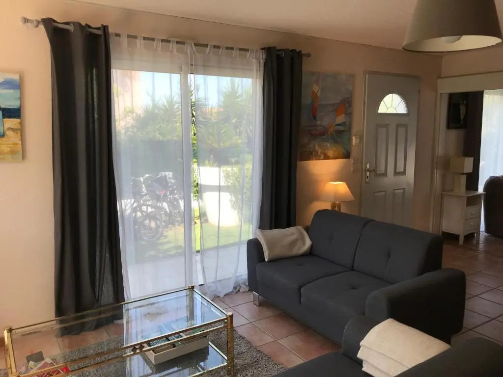 La maison de Virginie 6 a 12 personnes -300m de la plage- vélos a disposition