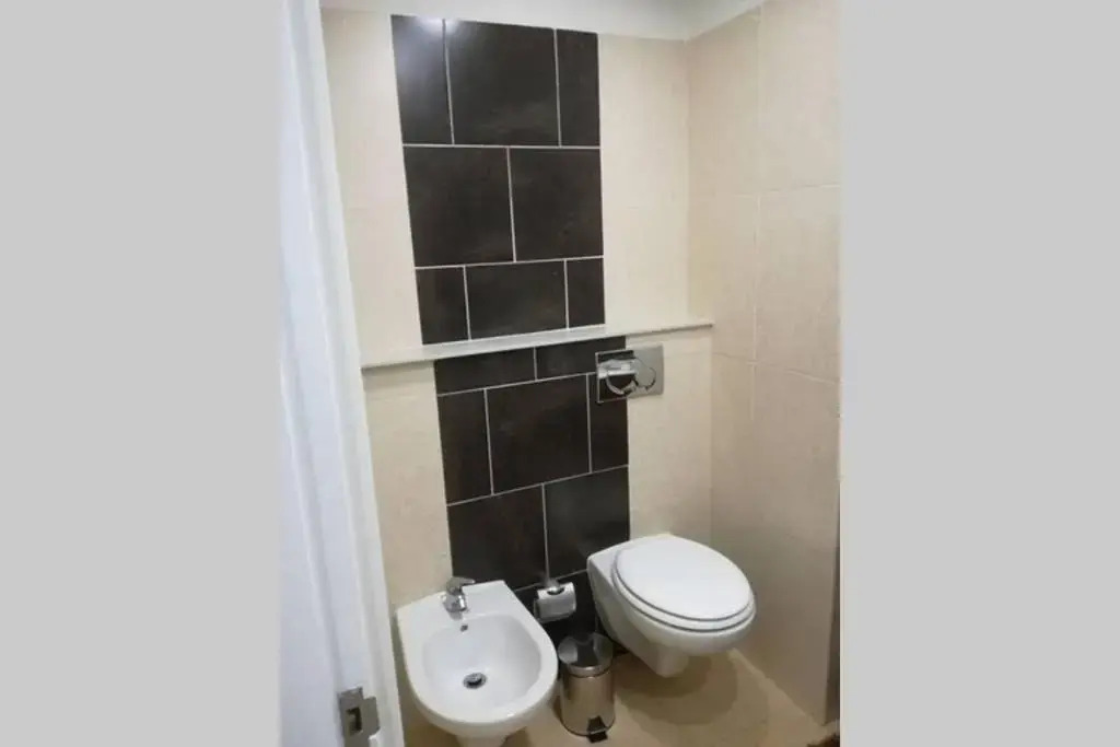 Ria Center Apartment - Right