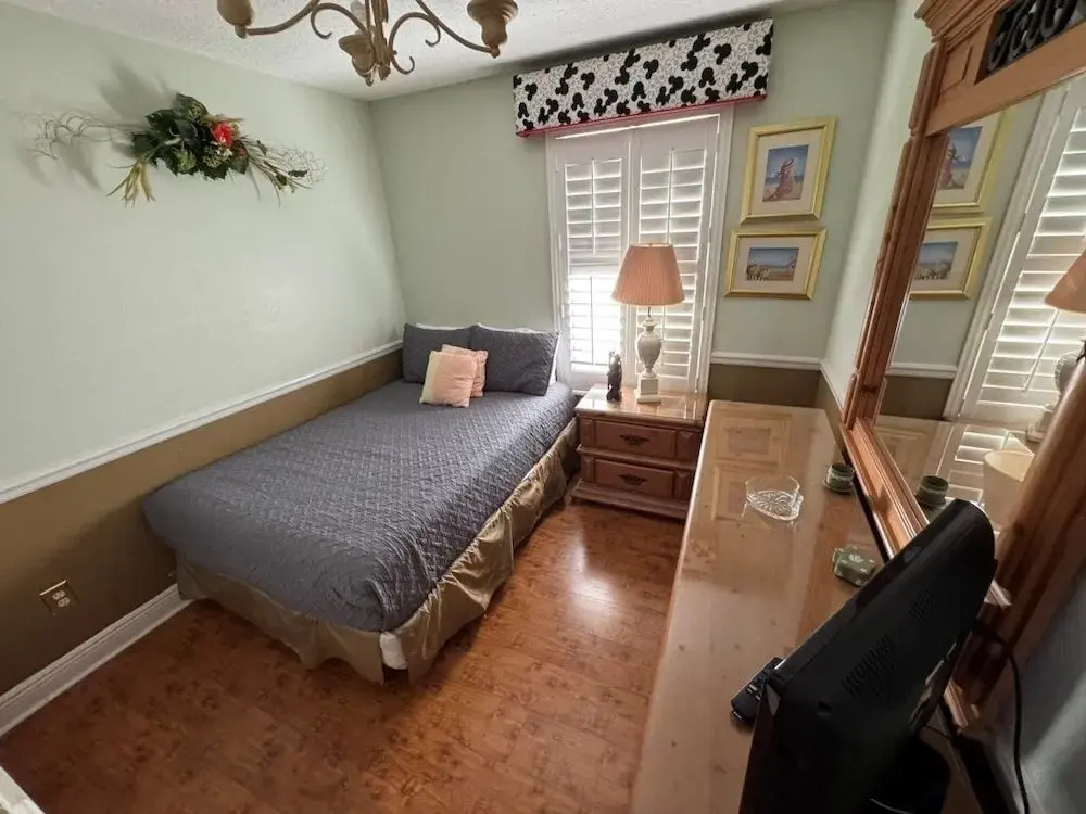 Southern Comfort 8 Bedroom Home