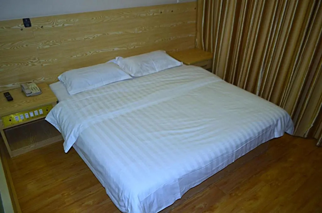 JUNYI Hotel Shandong Qingdao Huangdao District Shiyou University