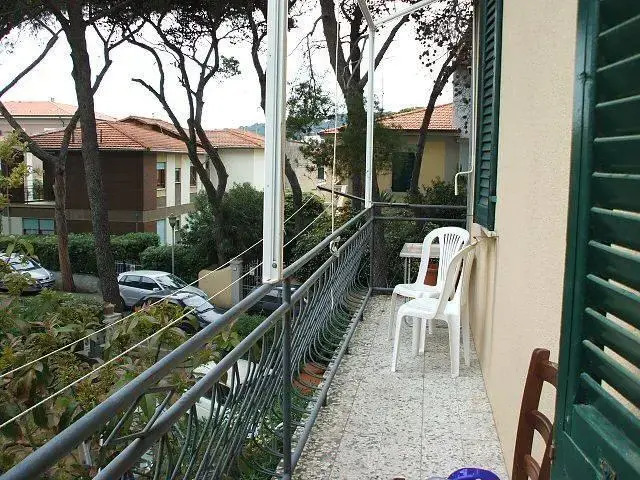 Rosignano Bed and Car