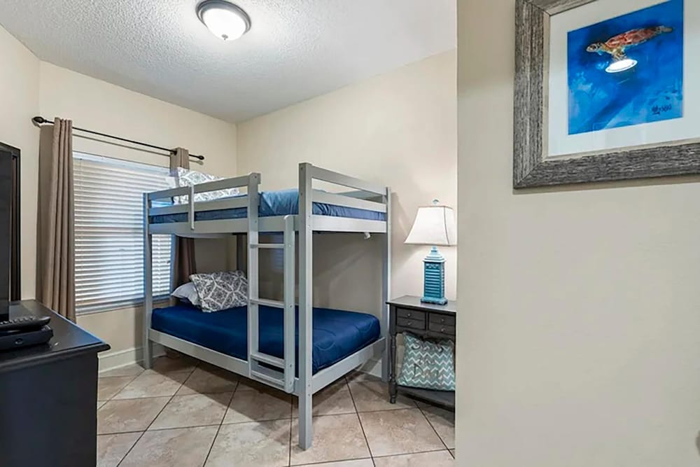 Majestic Beach Towers 2-305