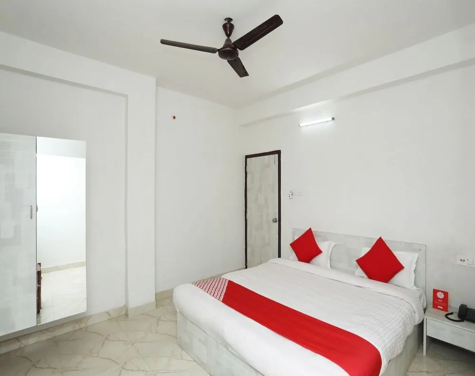 OYO 30698 Hari Om Guest House