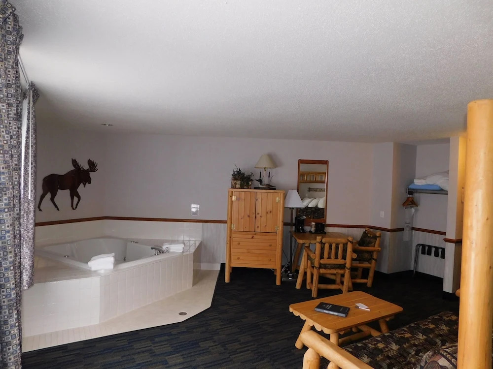Americas Best Value Inn Chetek