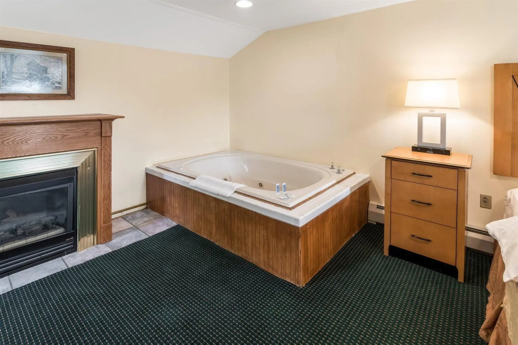 Rodeway Inn Lee