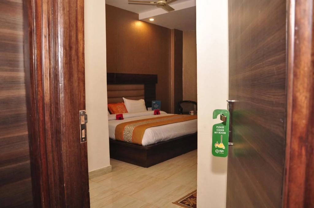 OYO Rooms Hotel Lane 2