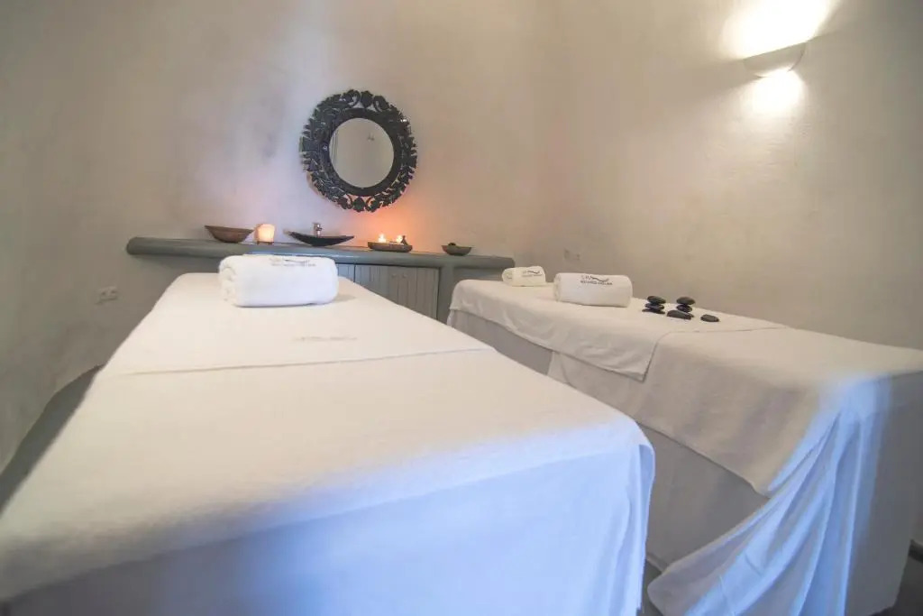 Grand Ambassador Santorini Hotel