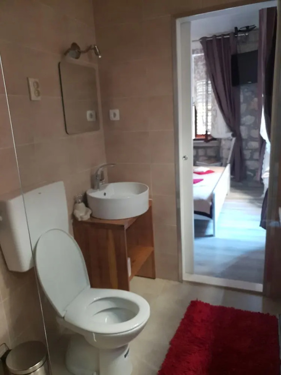 Placeta Apartments & Rooms