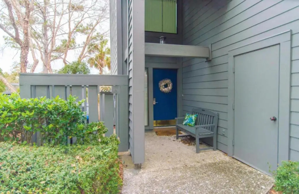 280 Turnberry Village