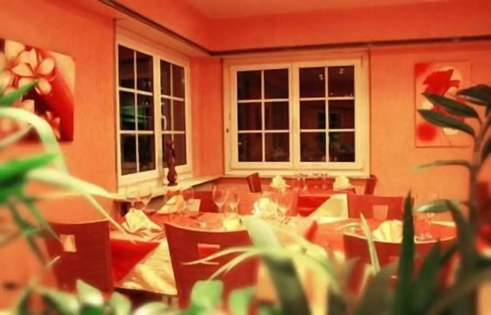 Hotel Restaurant De La Poste Mulhouse Ottmarsheim