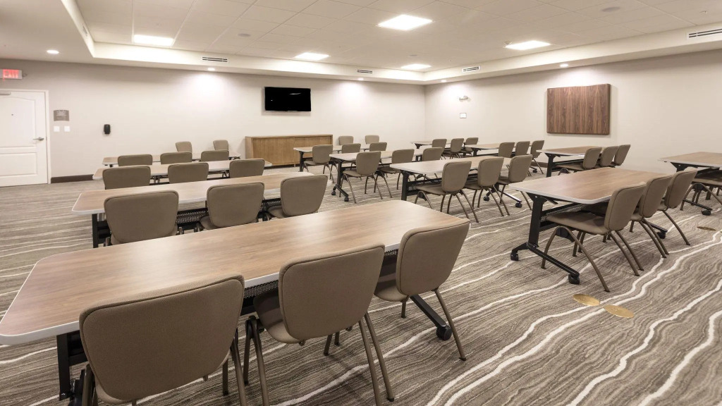 Staybridge Suites Louisville - East by IHG