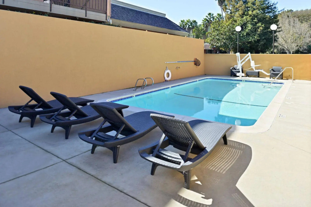 Rodeway Inn