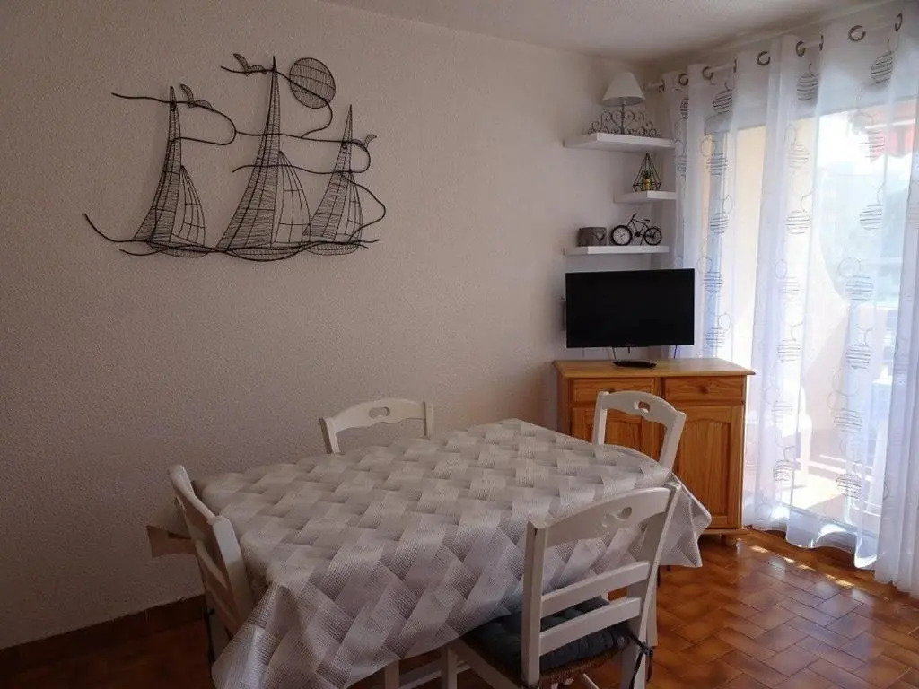 Appartement Argelès-sur-Mer, 2 pièces, 4 personnes - FR-1-388-8