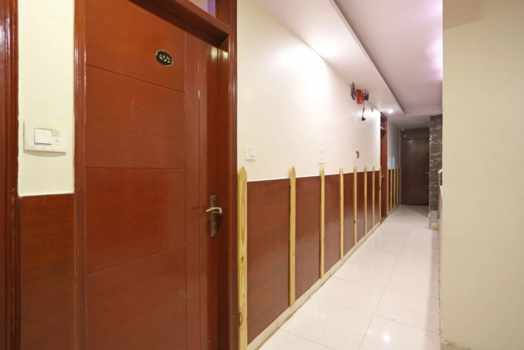 Hotel Prem Deluxe Guest House