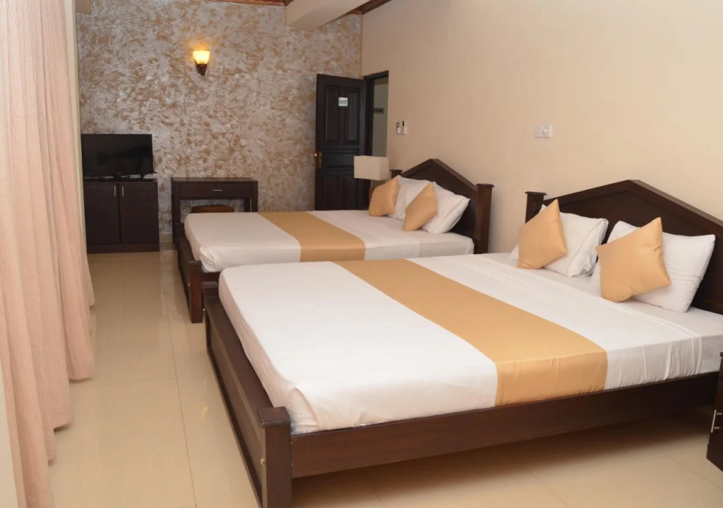 Sunhill Hotel Katunayaka