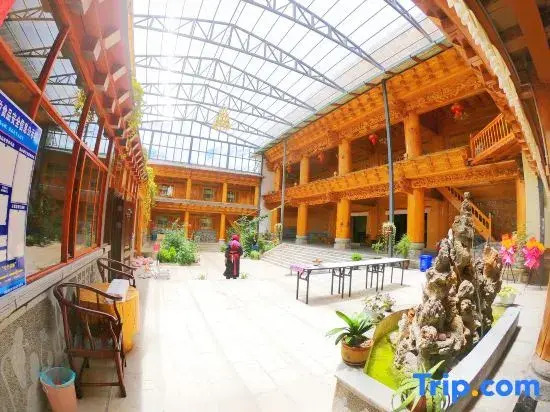 Shangri-La Sky Time Manor