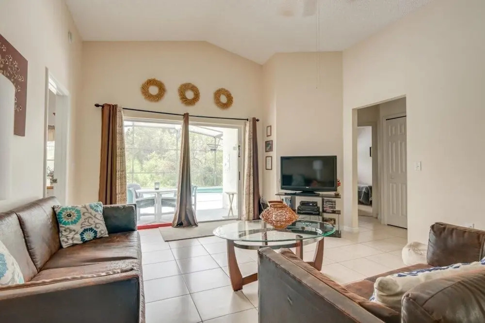 Virginie's Clear Creek 5 Bedroom Home