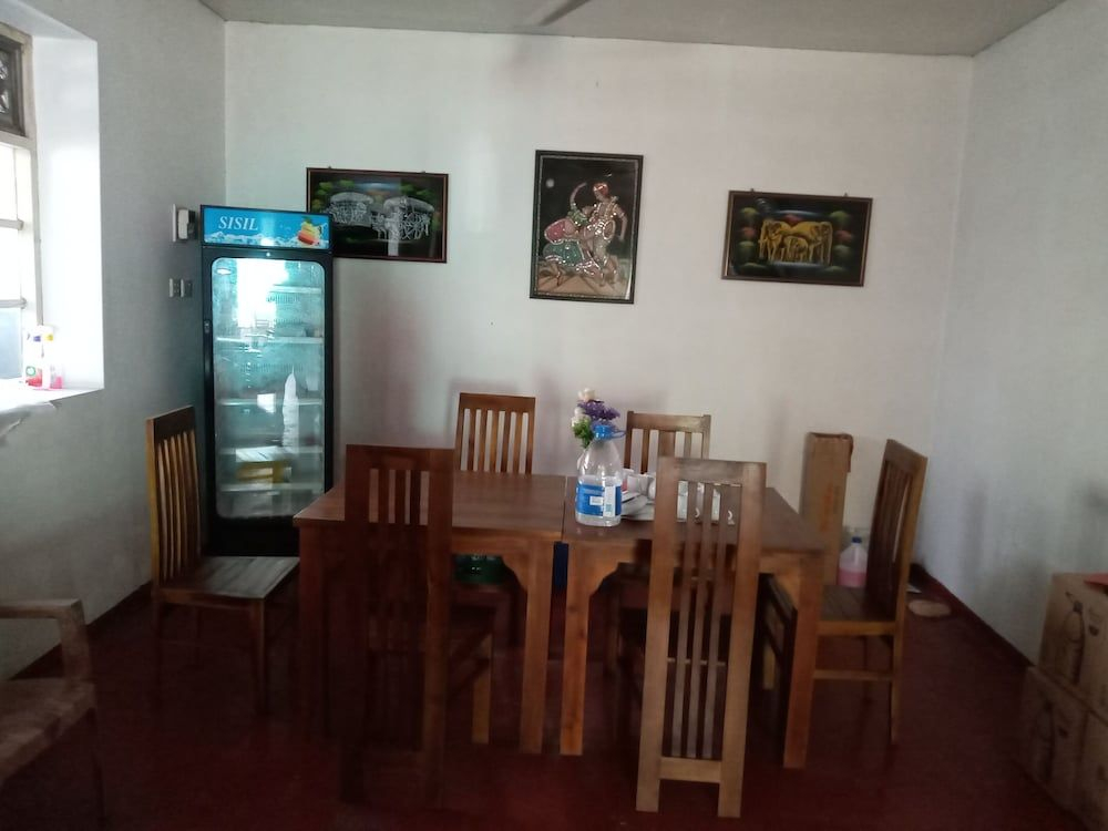 New SeaSide Inn Hikkaduwa