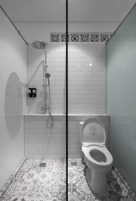 KINI Luxury Capsule - Hostel