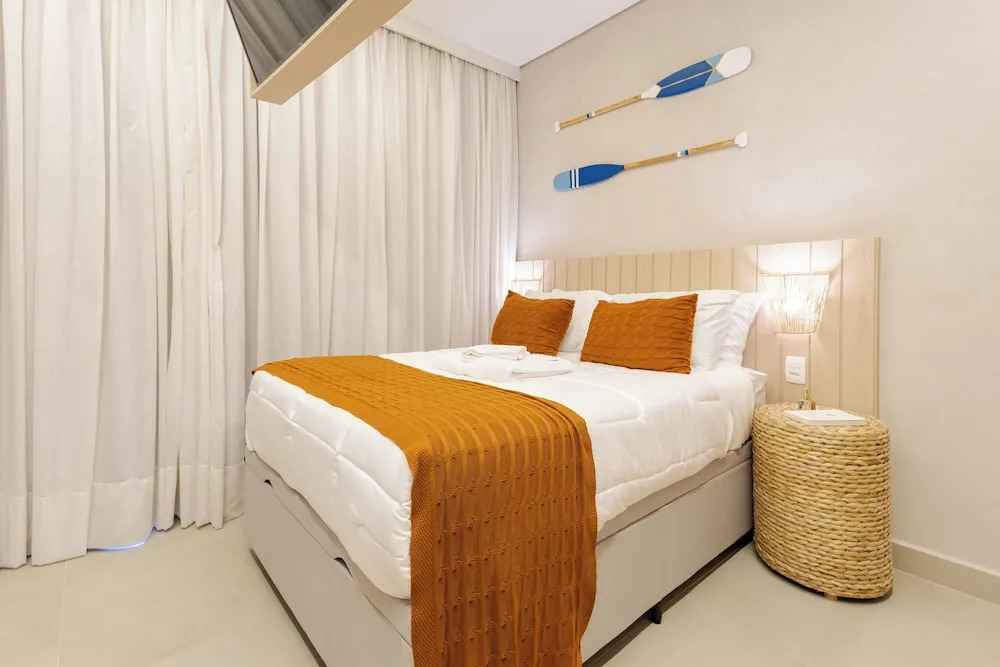 Stay Home Luxo | 1min Praia Gonzaga | Rooftop, Piscina, Sauna & Gym