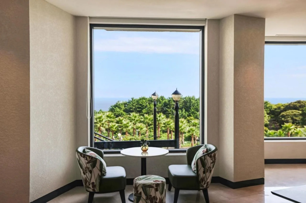 Kensington Resort Jeju Jungmun