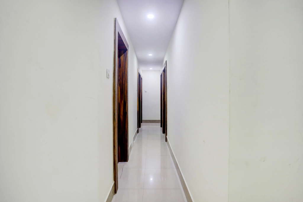 Super Hotel O Shyama Palace
