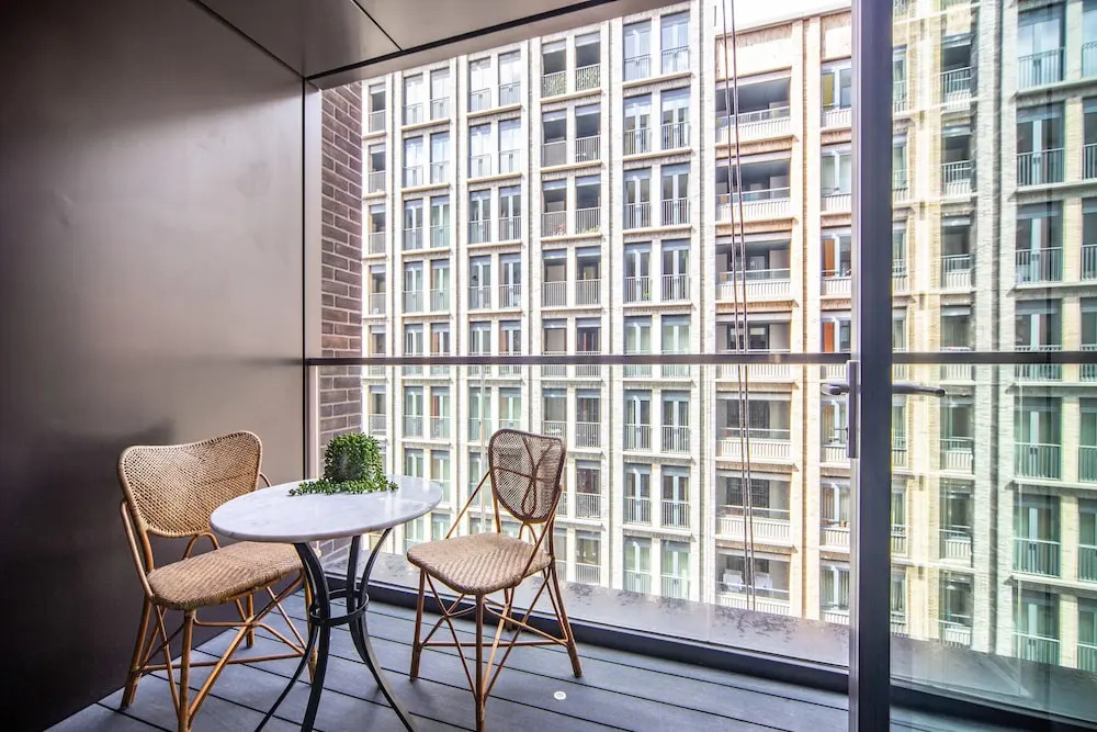 Thornes House Apartments