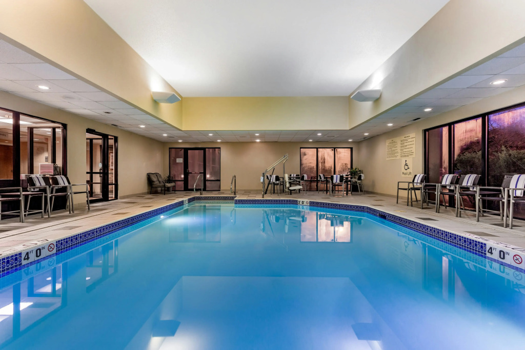 Hampton Inn Milwaukee Airport