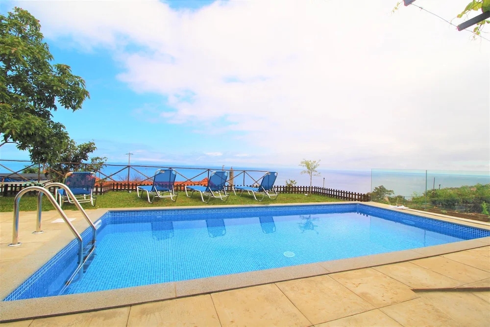 Santa Cruz Villa Private Pool