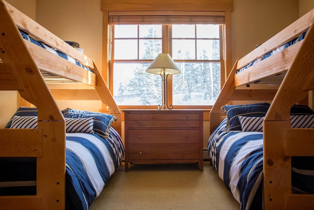 Keystone Condo on Golf Course w/ Mountain View