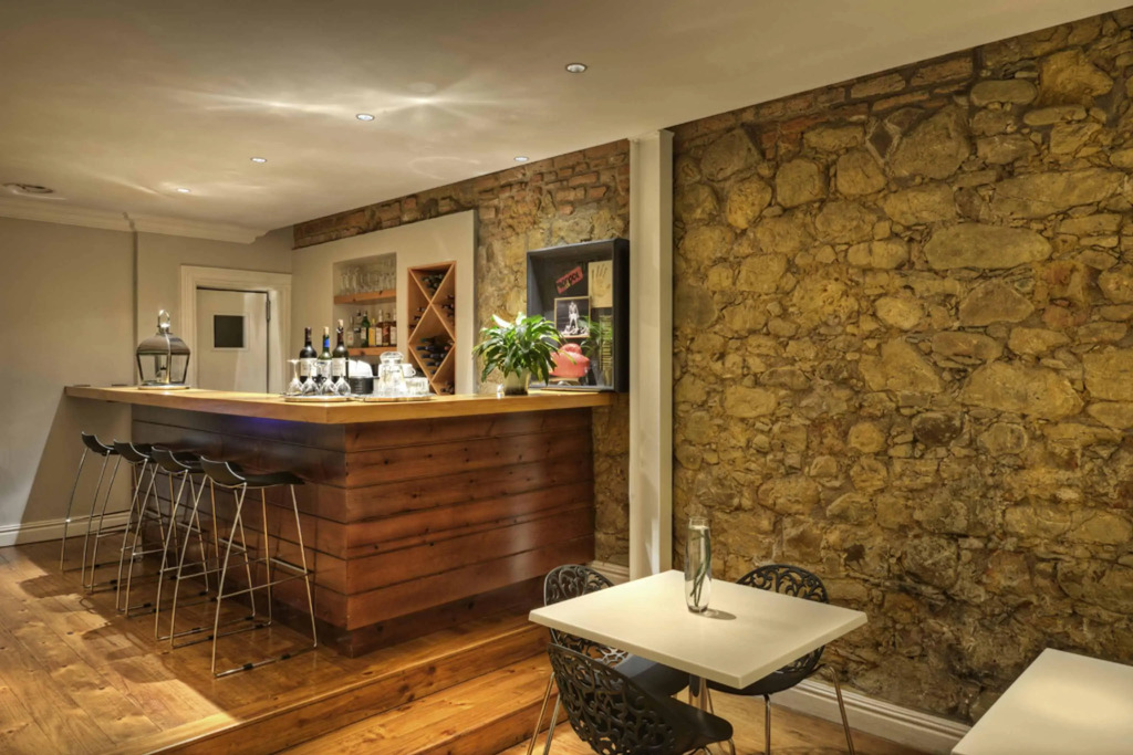 Three Boutique Hotel