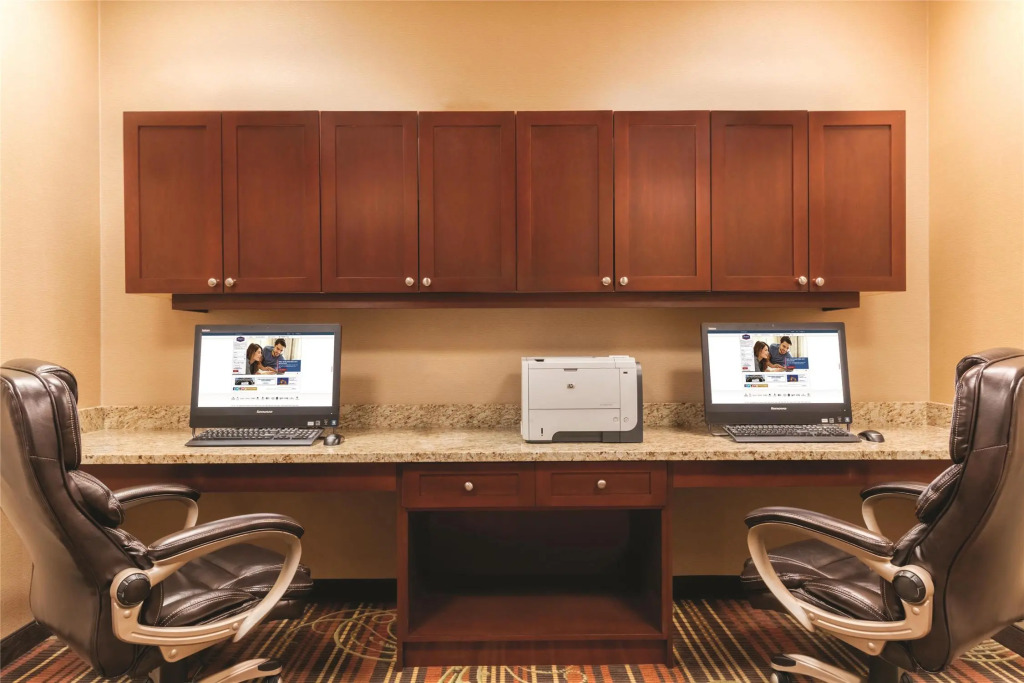 Hampton Inn by Hilton Edmonton South