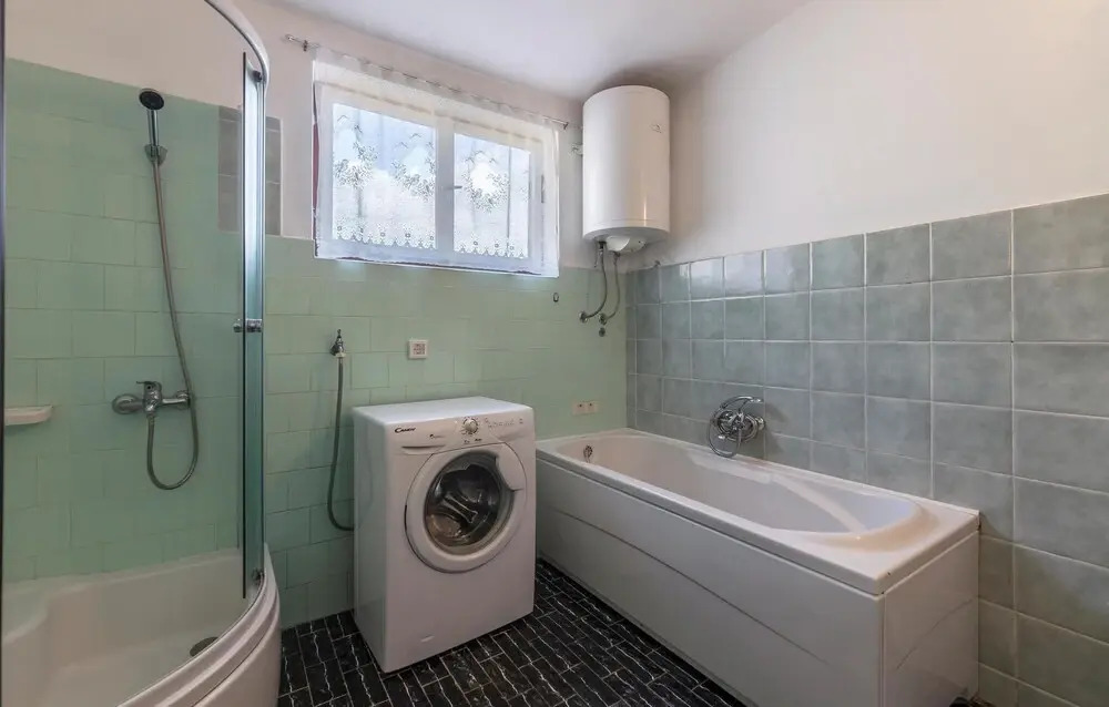 Nice Apartment in Valtura With 2 Bedrooms