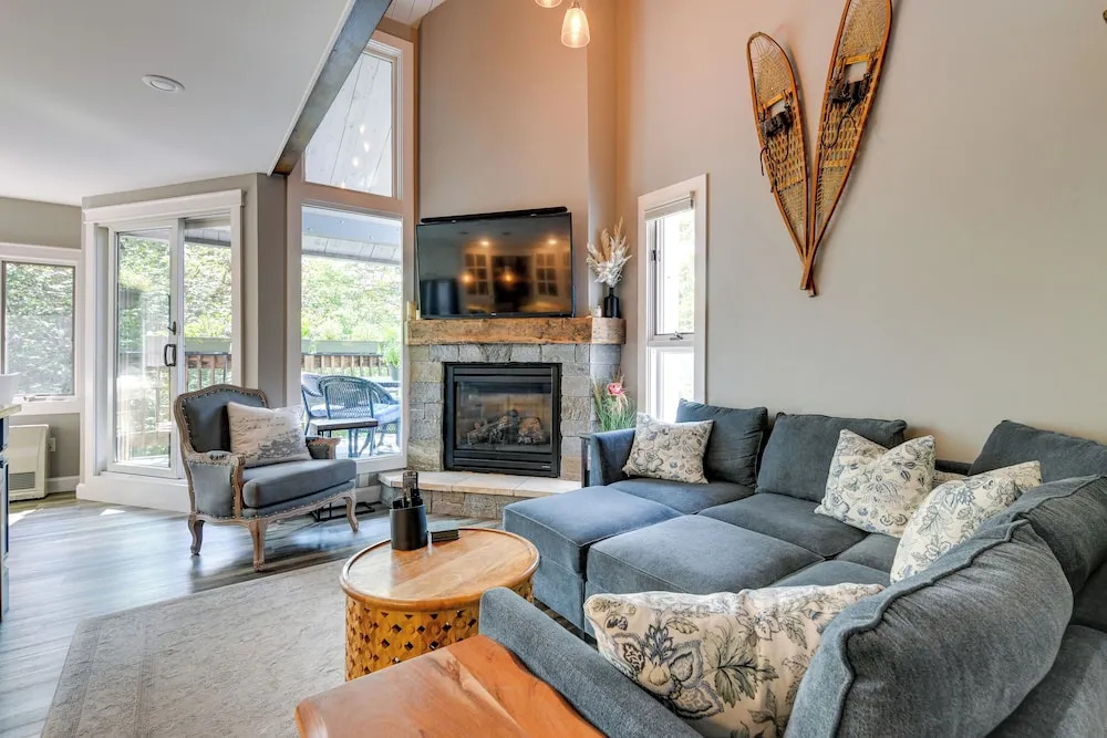 Golf, Hike & Swim: Gem < 1 Mi to Sugarbush Resort