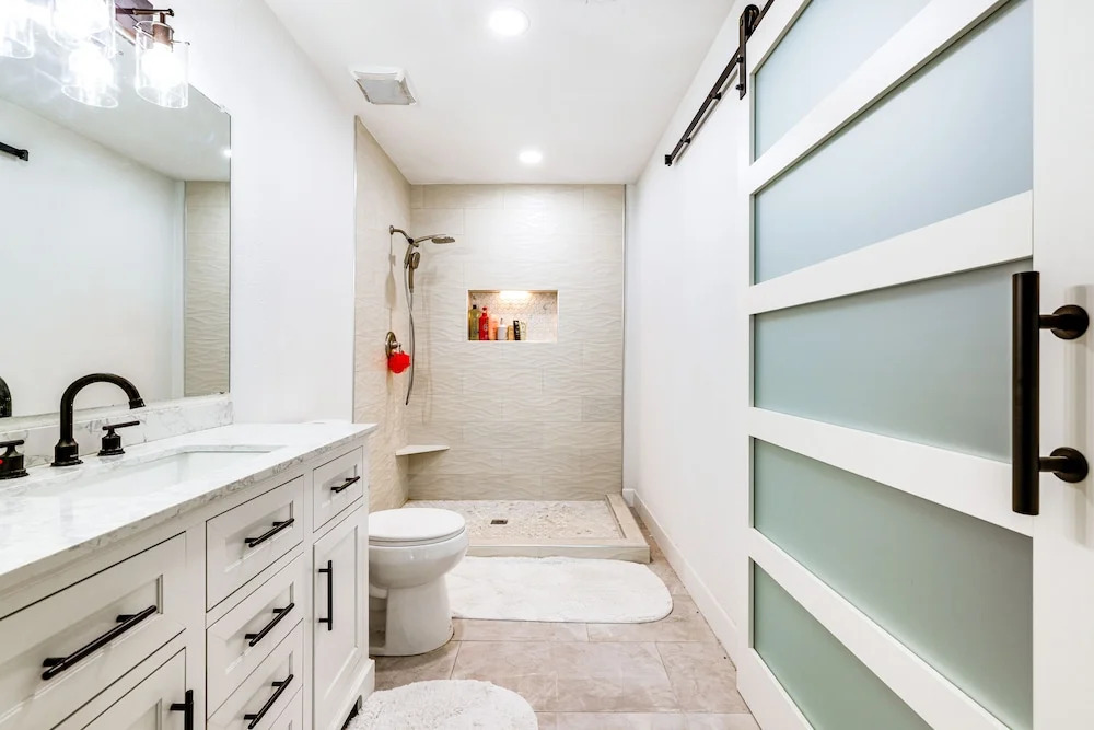 Backyard Oasis! Family-friendly Tempe Retreat