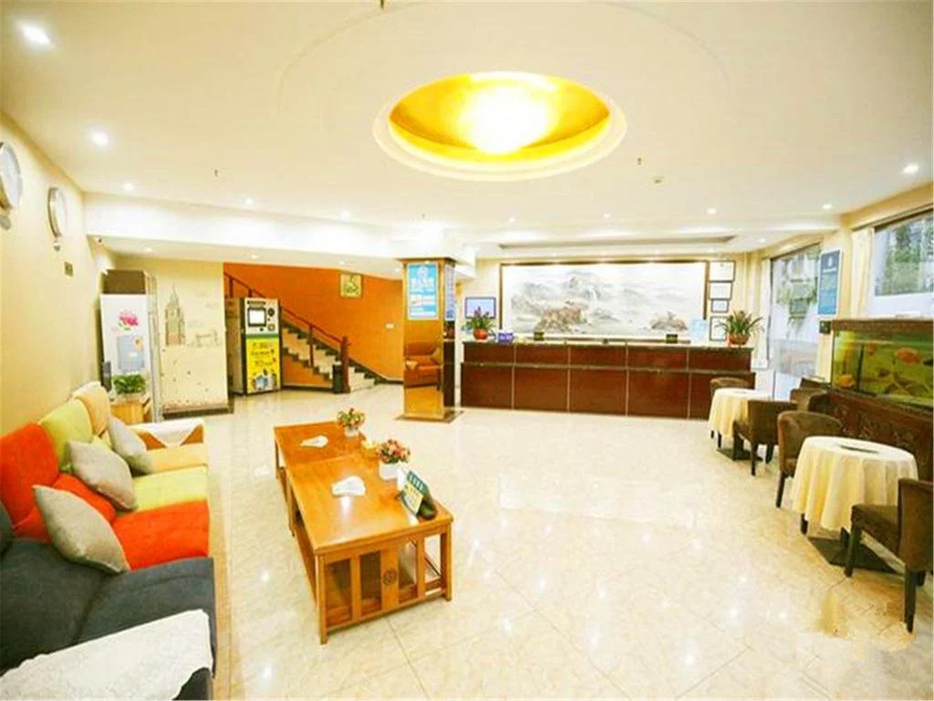 July Sky Business Hotel
