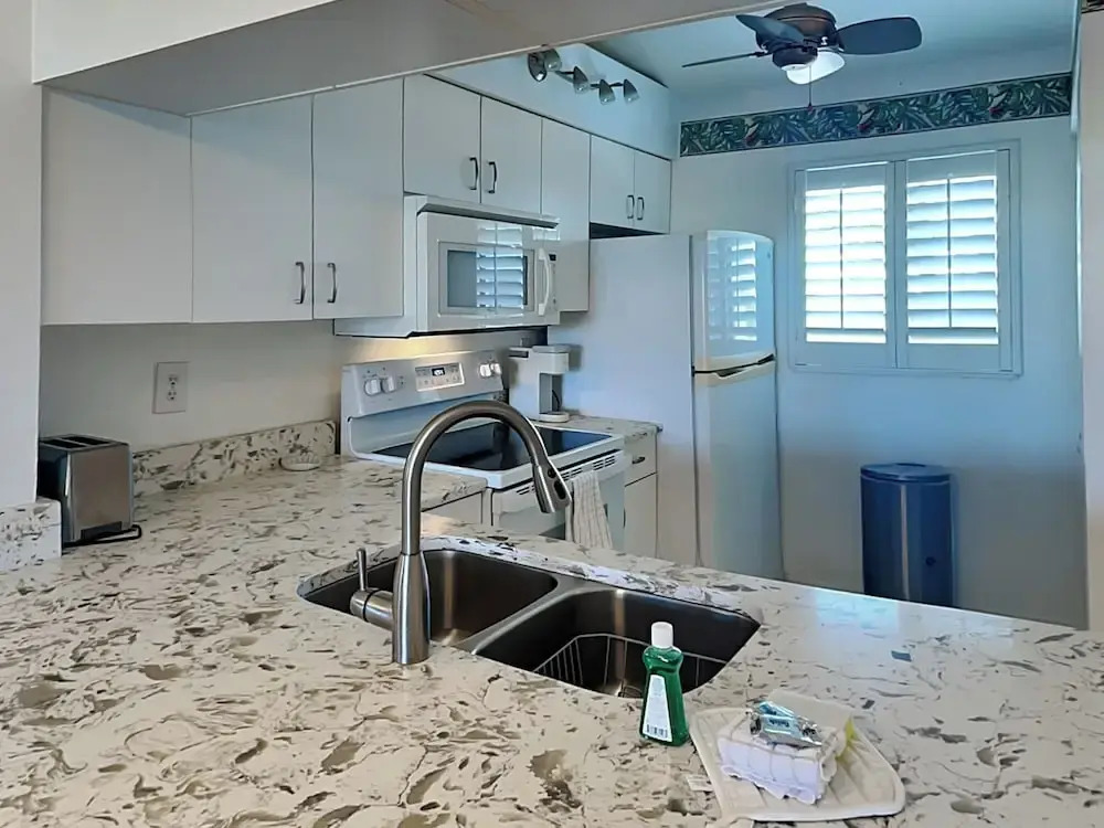 Admirals Bay 255 by Distinctive Beach Rentals