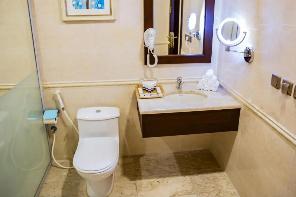 Laten Suites Serviced Apartment Al Naseem