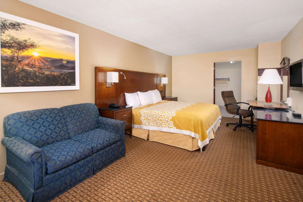 Days Inn by Wyndham Thomaston